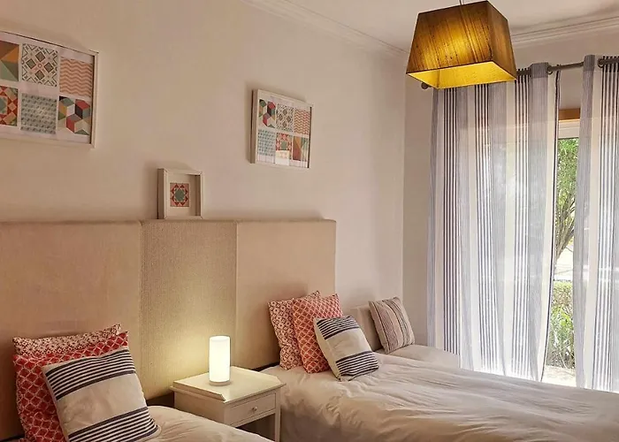 Apartmán Retiro A Beiramar Vista Golfe Del Rey C7 *